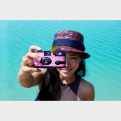 Lomography Simple Use Camera 400/27 Lomochrome Purple